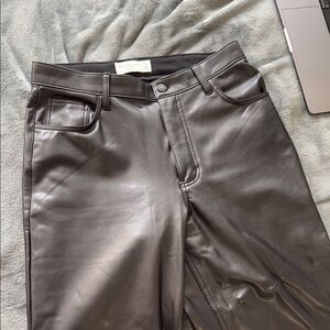 Abercrombie 90s Relaxed High Rise Leather Pants